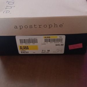Apostrophe Alana heels size 7.5 M brand new never worn!